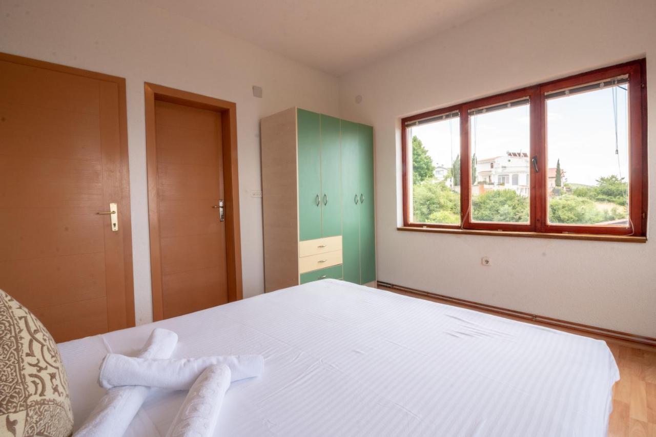 Apartament Casa Farmak Ochryda Zewnętrze zdjęcie