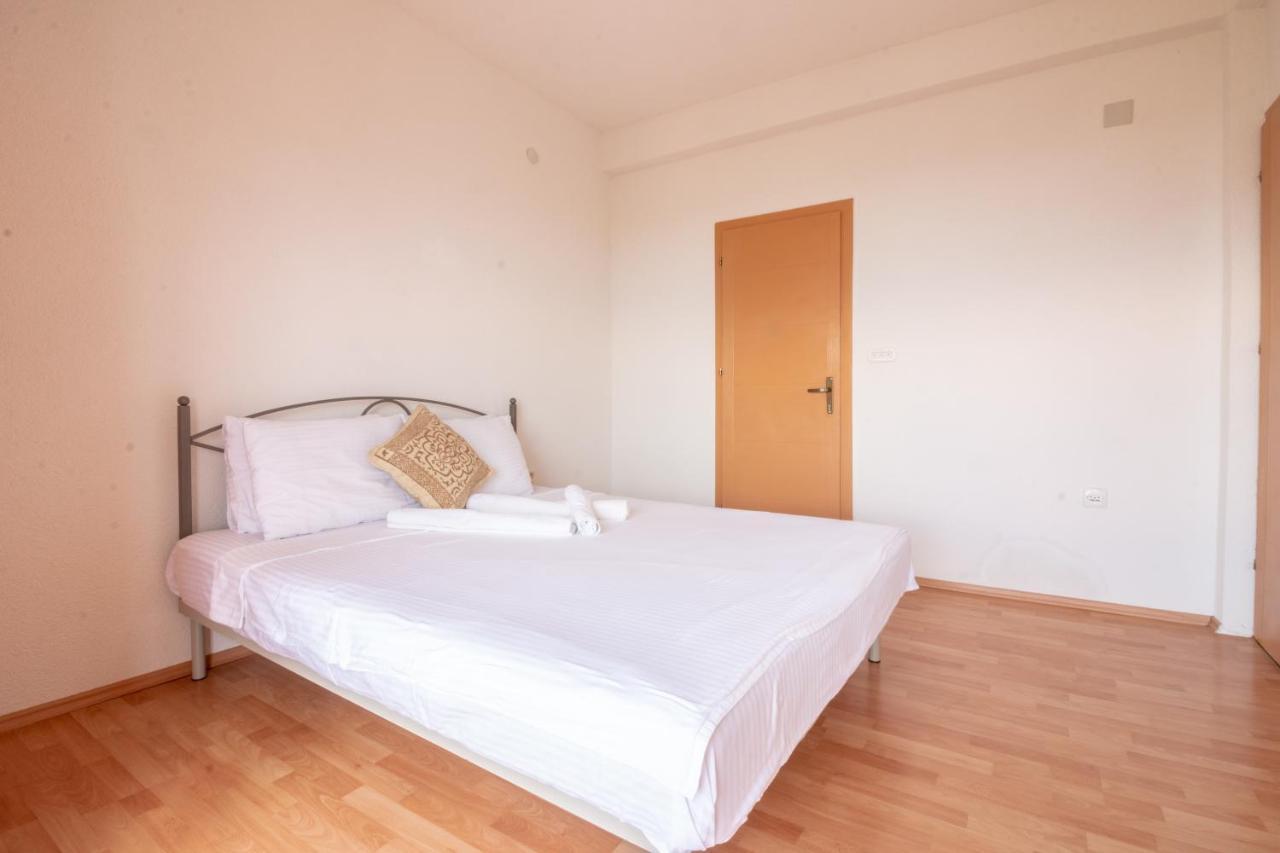 Apartament Casa Farmak Ochryda Zewnętrze zdjęcie